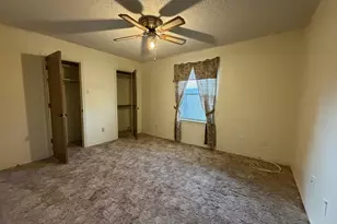 4805 S Country Club Rd, Garland, TX 75043 - Photo 13