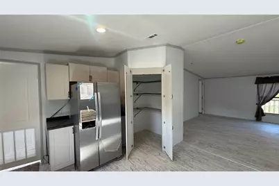 244 Overland Trail, Runaway Bay, TX 76426 - Photo 7