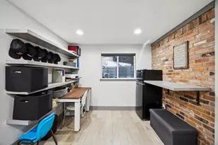 13326 Rolling Hills Ln, Dallas, TX 75240 - Photo 17