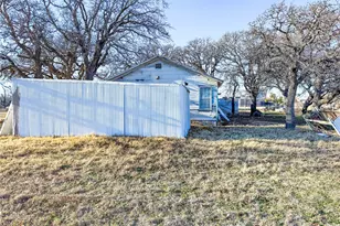 2007 Avenue E, Cisco, TX 76437 - Photo 27