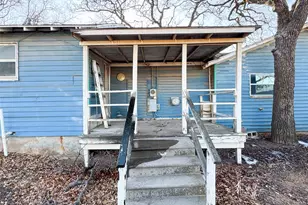 2007 Avenue E, Cisco, TX 76437 - Photo 27