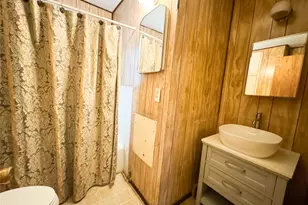 2007 Avenue E, Cisco, TX 76437 - Photo 15