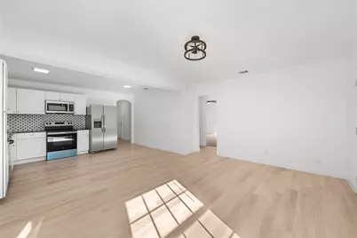 2725 Yucca Avenue, Fort Worth, TX 76111 - Photo 7