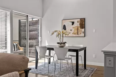 2290 N Fitzhugh Avenue #40, Dallas, TX 75204 - Photo 5