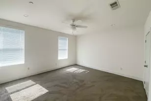 1931 N Prairie Ave, Dallas, TX 75204 - Photo 19