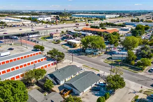 2001 Carl Rd, Irving, TX 75061 - Photo 7