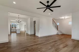 205 W 7th St, Justin, TX 76247 - Photo 11