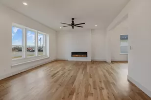 205 W 7th St, Justin, TX 76247 - Photo 9