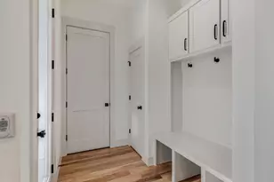 205 W 7th St, Justin, TX 76247 - Photo 23