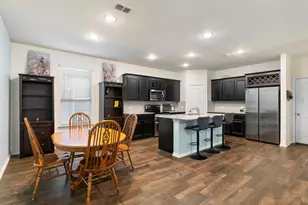 1025 Mason St, Aubrey, TX 76227 - Photo 11