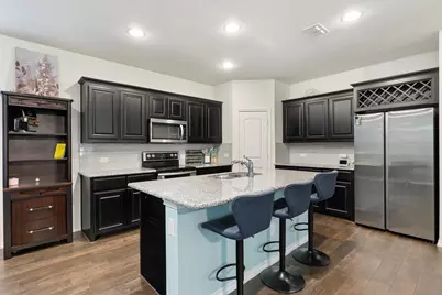 1025 Mason Street, Aubrey, TX 76227 - Photo 7