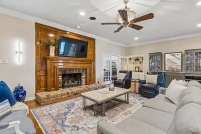 9631 Hilldale Drive, Dallas, TX 75231 - Photo 9