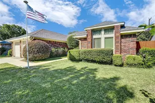 4329 Baldwin St, Grand Prairie, TX 75052 - Photo 3