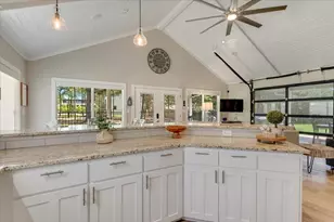 10 Holland St, Pottsboro, TX 75076 - Photo 15