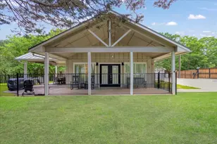 10 Holland St, Pottsboro, TX 75076 - Photo 3