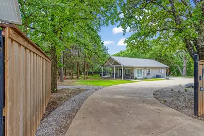 10 Holland Street, Pottsboro, TX 75076 - Photo 1