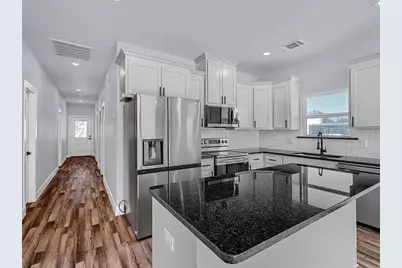 729 E Sears Street, Denison, TX 75021 - Photo 1