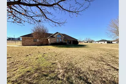 300 Ridge Road, Decatur, TX 76234 - Photo 1