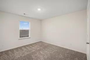 9617 Sierra Grande Dr, Fort Worth, TX 76140 - Photo 11