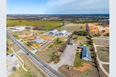 1107 Weatherford Highway, Granbury, TX 76048 - Photo 7