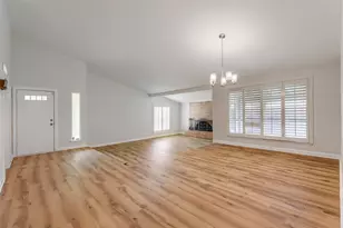 6639 Roundrock Rd, Dallas, TX 75248 - Photo 9