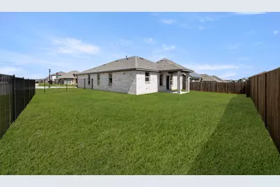 8245 Cheetah, Godley, TX 76044 - Photo 3