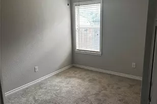 2512 Clubhouse Dr, Denton, TX 76210 - Photo 11