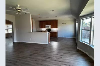 2512 Clubhouse Drive, Denton, TX 76210 - Photo 3