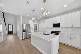 513 Blanton St, McKinney, TX 75069 - Photo 3