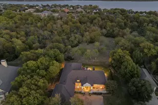 804 Carrie Ln, Lakewood Village, TX 75068 - Photo 5