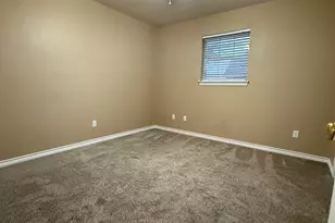 401 2nd St, Lindsay, TX 76250 - Photo 11