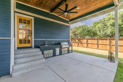 1140 Cedar Hill Avenue, Dallas, TX 75208 - Photo 33