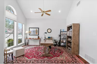 6724 Castle Creek Drive, Fort Worth, TX 76132 - Photo 5