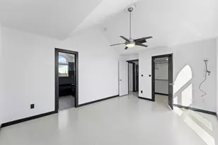 2044 Hillshire Dr, Lewisville, TX 75067 - Photo 25