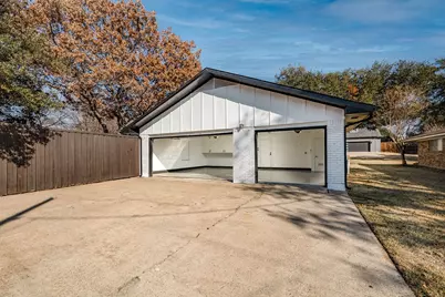 12151 Crestline Avenue, Dallas, TX 75244 - Photo 37