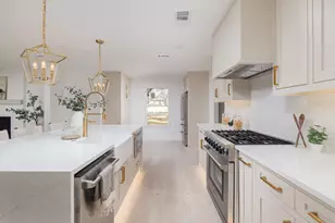 12151 Crestline Ave, Dallas, TX 75244 - Photo 13