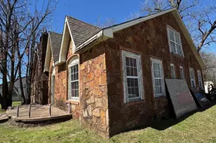 401 Pine Bluff St, Paris, TX 75460 - Photo 7