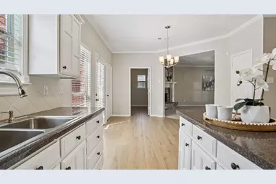 8418 Hartford Drive, Rowlett, TX 75089 - Photo 11