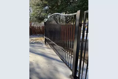 2807 Brittany Drive, Euless, TX 76039 - Photo 5