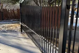 2807 Brittany Dr, Euless, TX 76039 - Photo 5