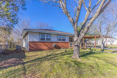 610 N Joyce Street, Lacy Lakeview, TX 76705 - Photo 21