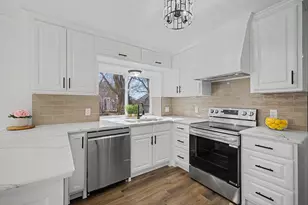 5956 Hilltop Dr, Watauga, TX 76148 - Photo 3