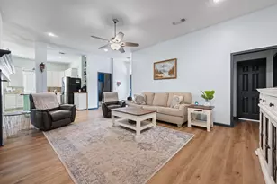 905 Evandale Rd, Burleson, TX 76028 - Photo 9