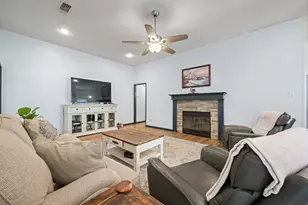 905 Evandale Rd, Burleson, TX 76028 - Photo 7