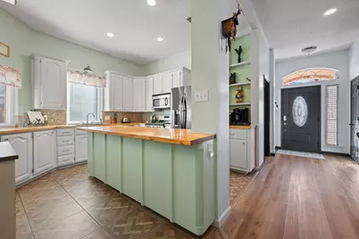 905 Evandale Road, Burleson, TX 76028 - Photo 13