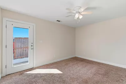 802-804 N Broughton Street #802, Sherman, TX 75090 - Photo 15