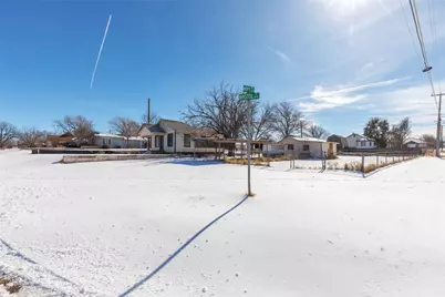 1902 Bristol Drive, Sweetwater, TX 79556 - Photo 23