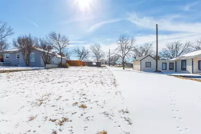 1902 Bristol Drive, Sweetwater, TX 79556 - Photo 29