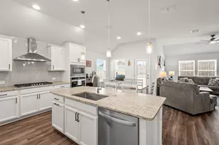 2920 Arlo Way, Aubrey, TX 76227 - Photo 5