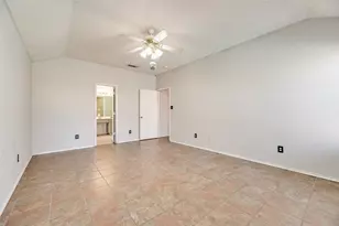 637 Manchester Dr, Mansfield, TX 76063 - Photo 9